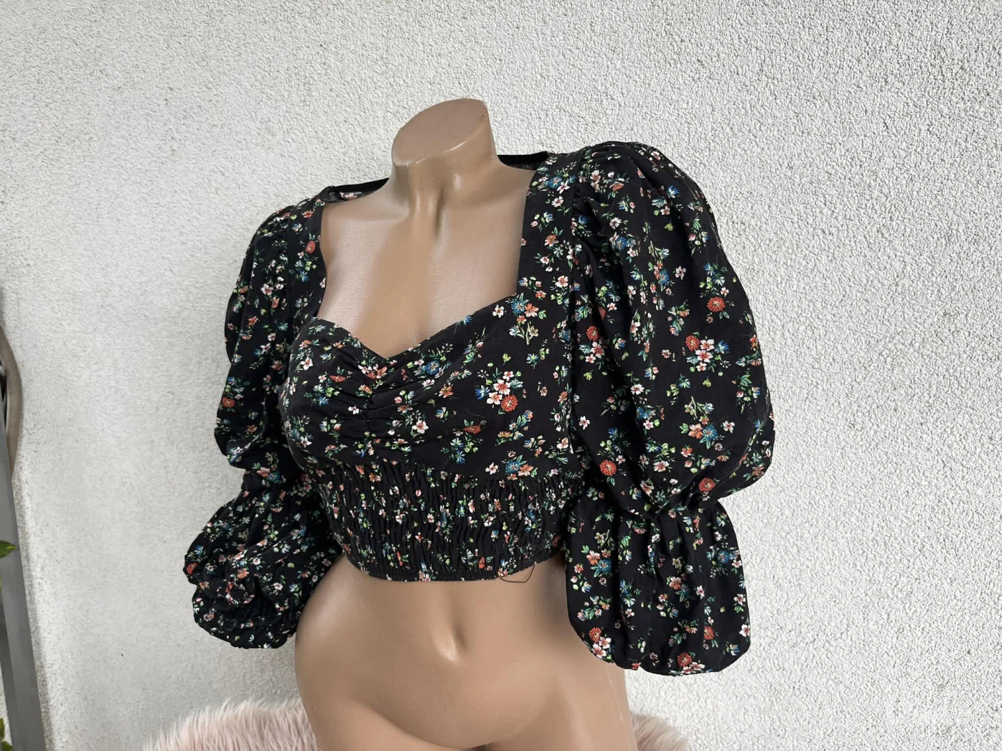Berhska cvetni croptop S