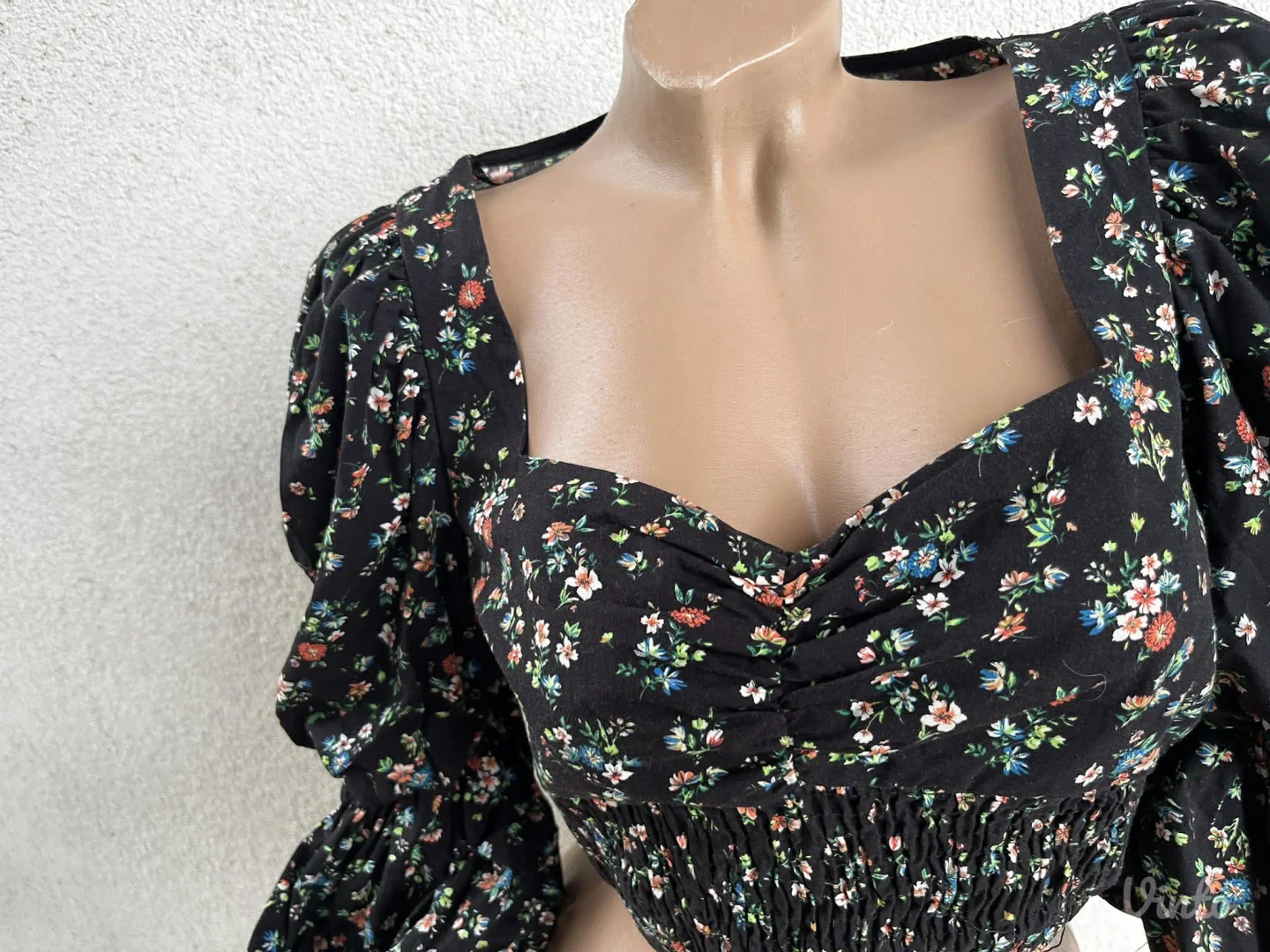 Berhska cvetni croptop S