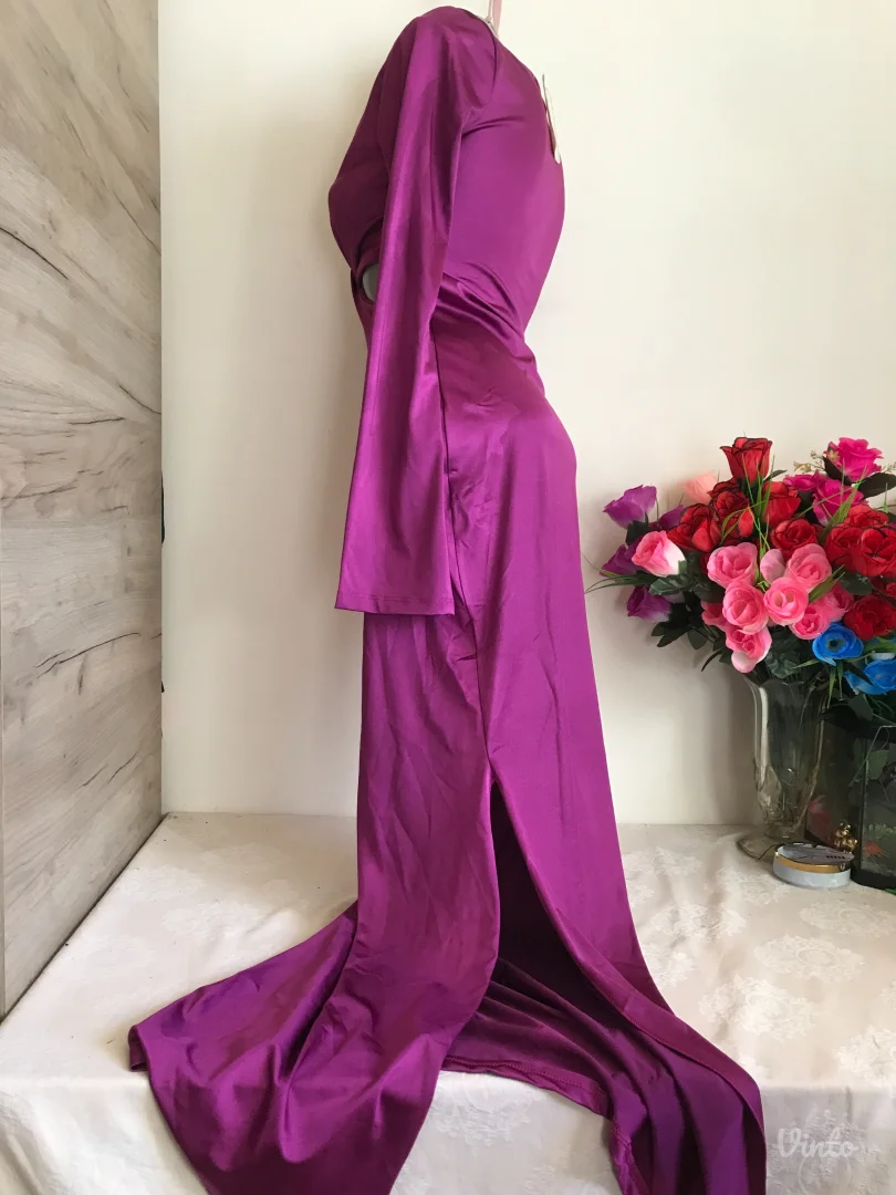 Nova ljubicasta cvor i otvor haljina S/M