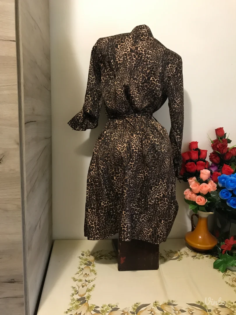 Nova leopard kosulja haljina M