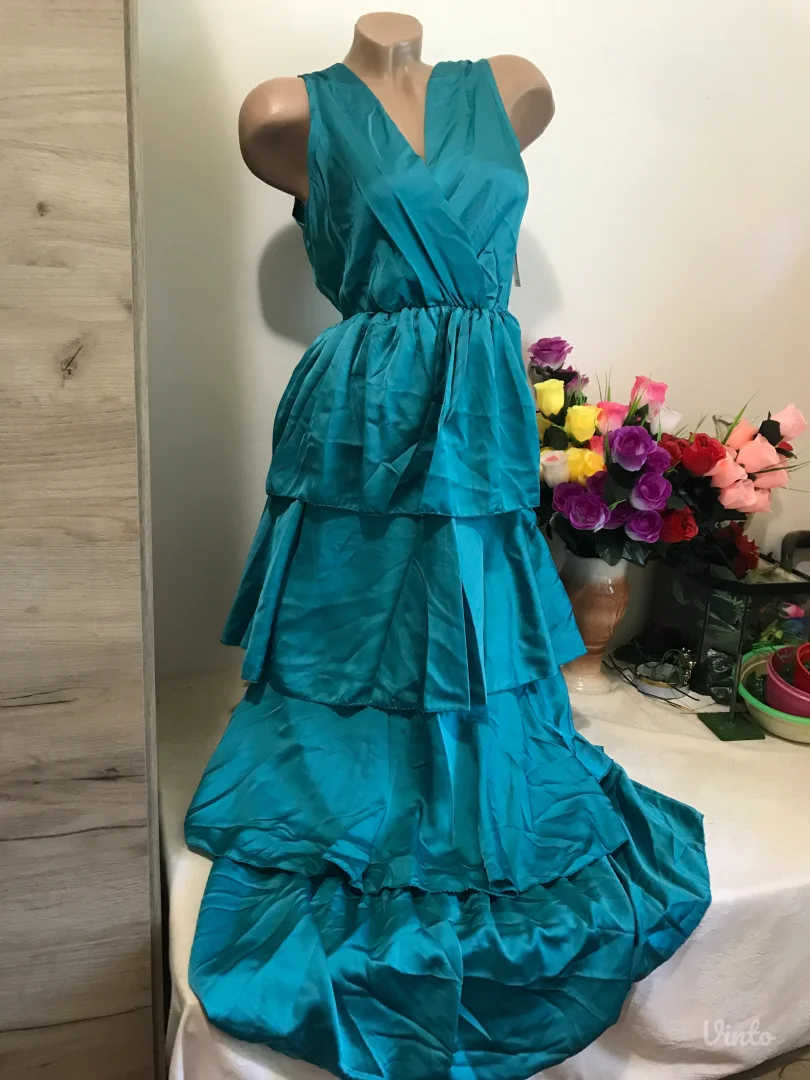 Nova k1 zelena haljina od karnera