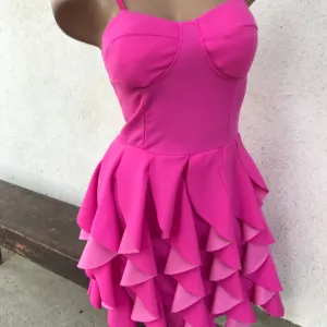 Nova pink haljina uvrnuti karneri S