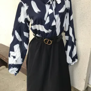 Nova teget belo crna haljina sa kaisem S/M