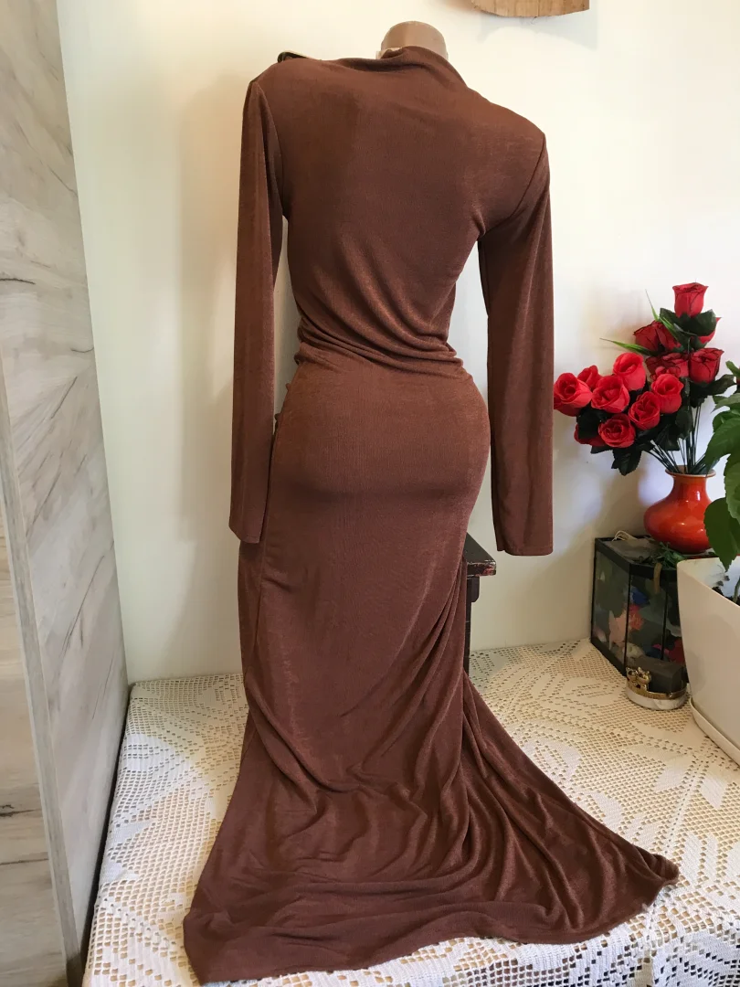 Nova M braon haljina 2 brosa S/M