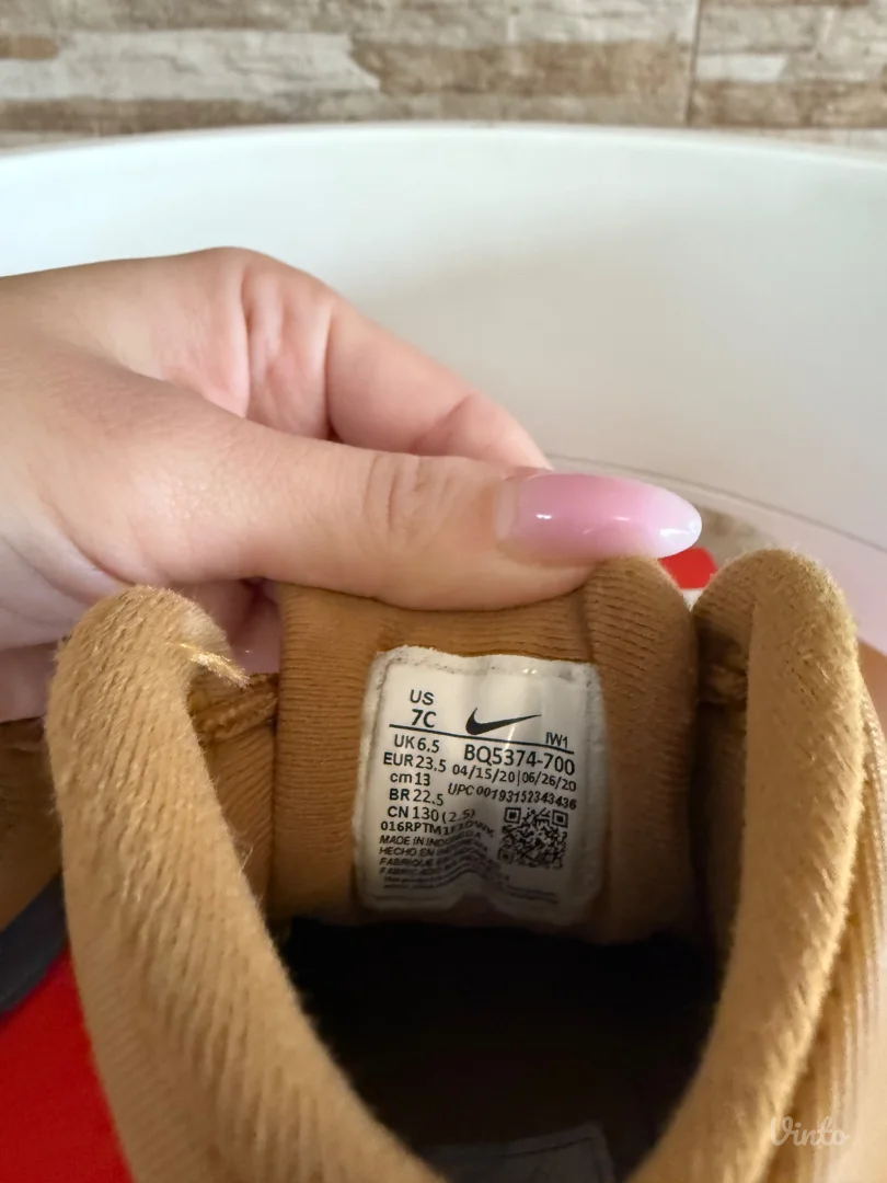 Nike decije cizmice 7c