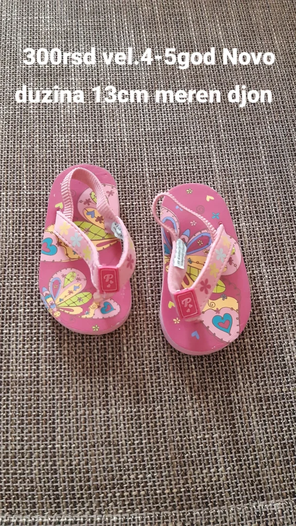 Dečije japanke – roze, sa šarenim leptirićima i cvetićima