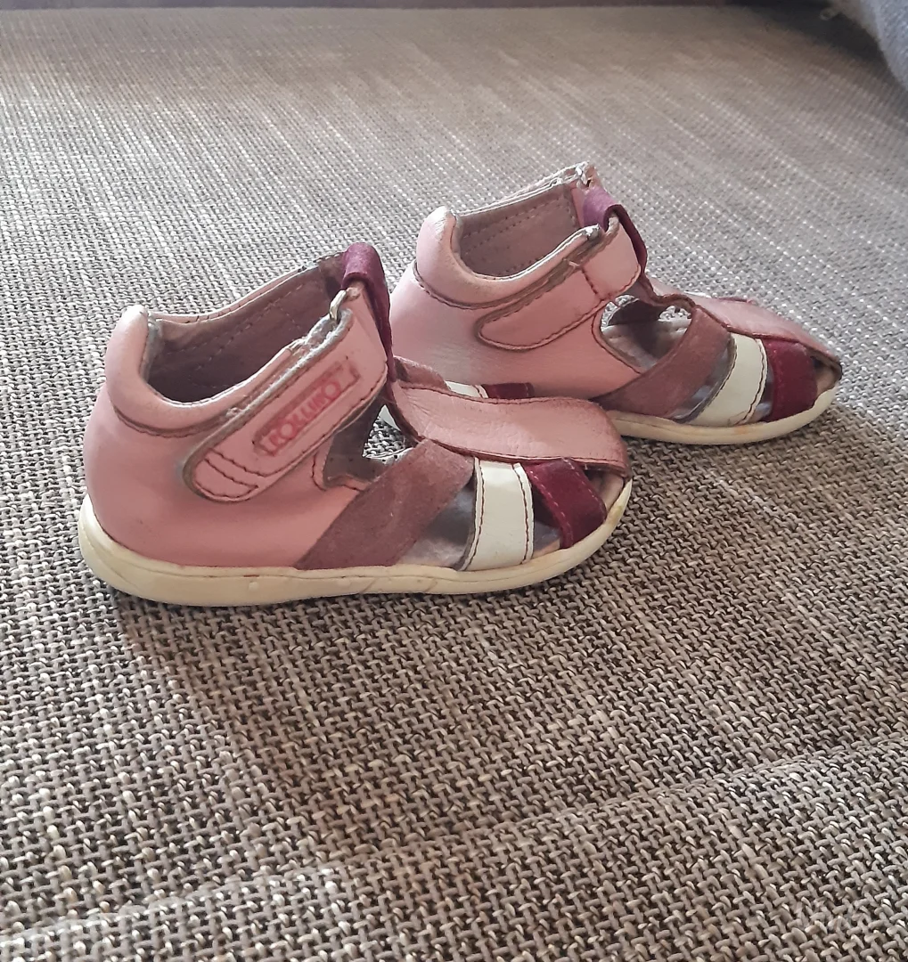 Dečije sandale Pollino, broj 20.