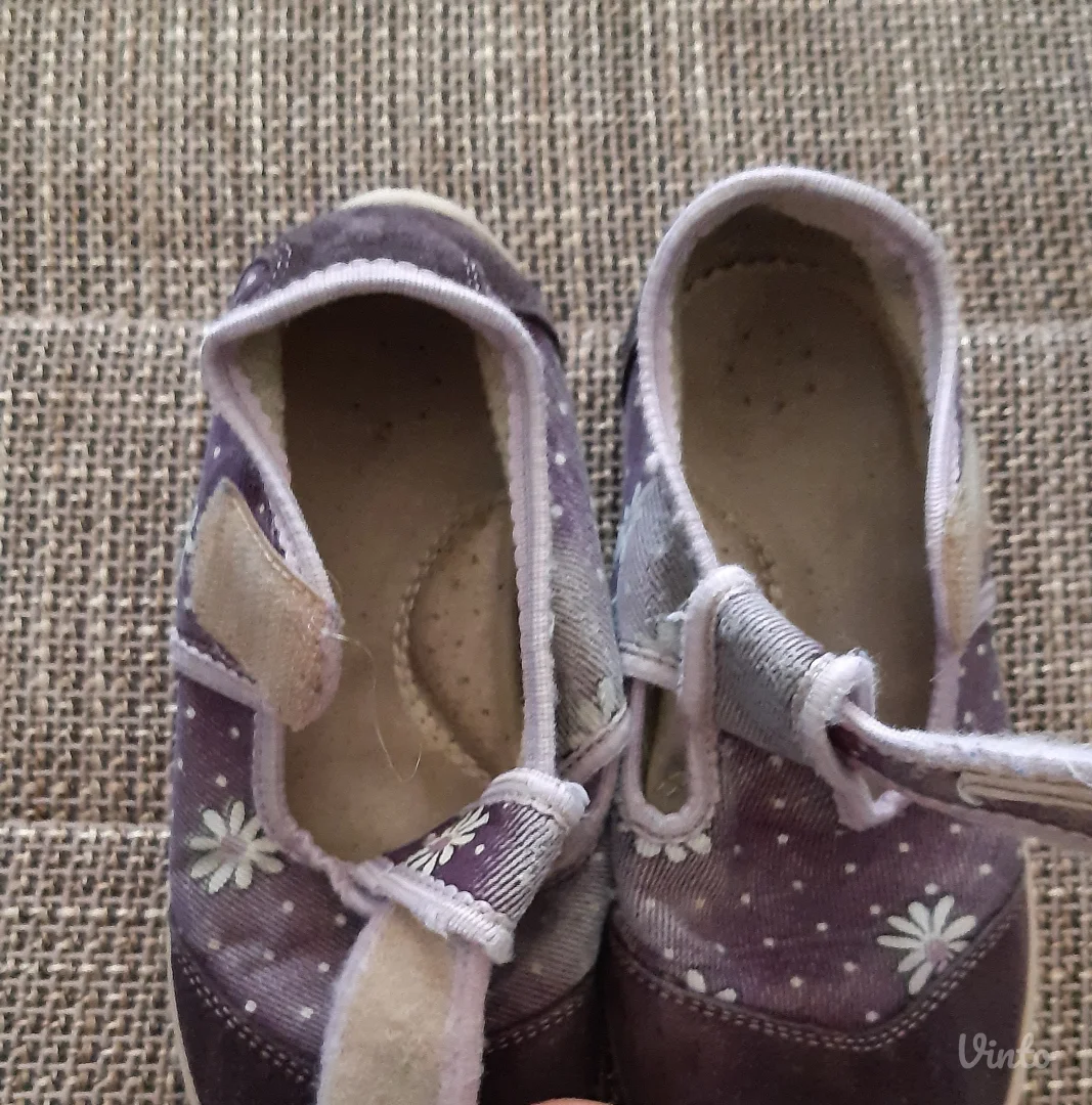 Dečije platnene cipelice Bambi, veličina 27.