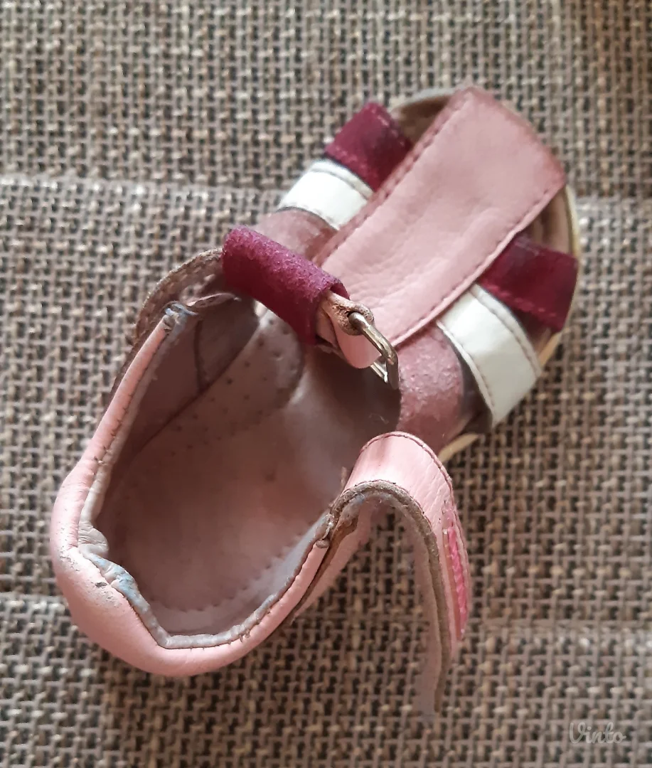 Dečije sandale Pollino, broj 20.