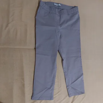 NOVO Ženske bež / svetlo sive 7/8 pantalone MelSTONE (veličina 40 / L)