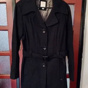 St Oliver crni kaput