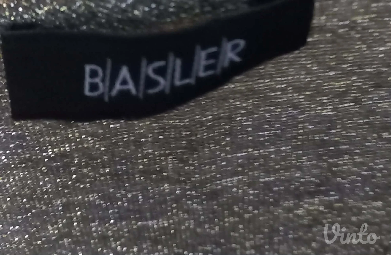 Maslinasto zelena sjajna bluza