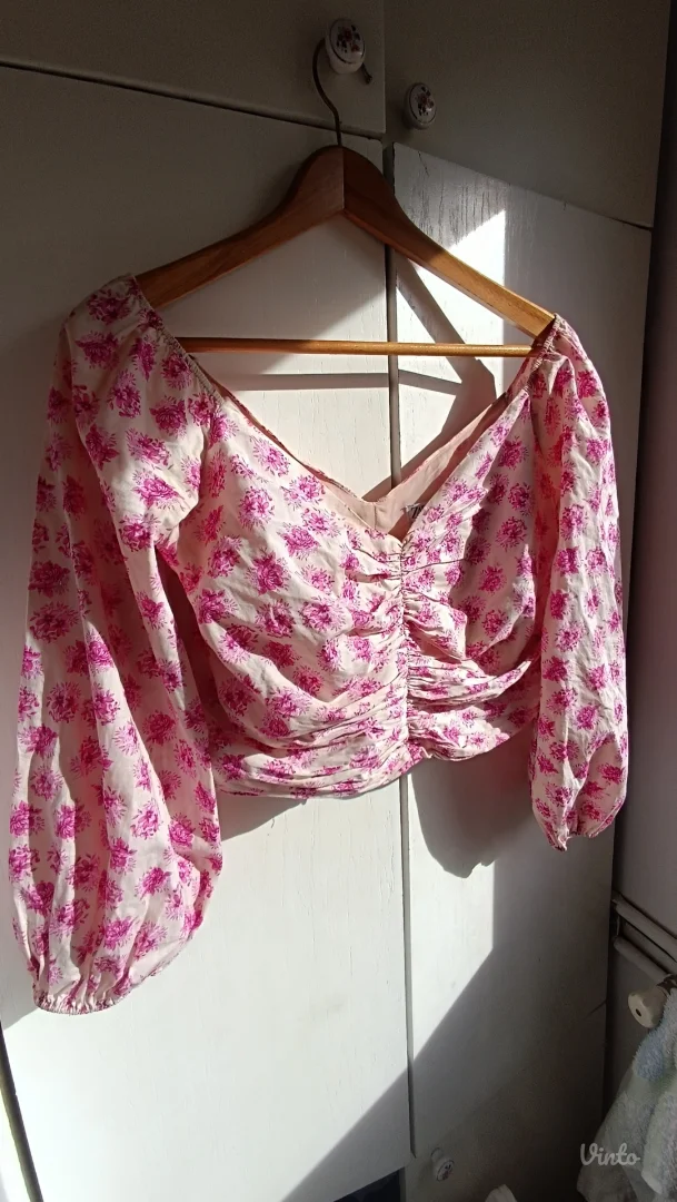 Zara cvetni top