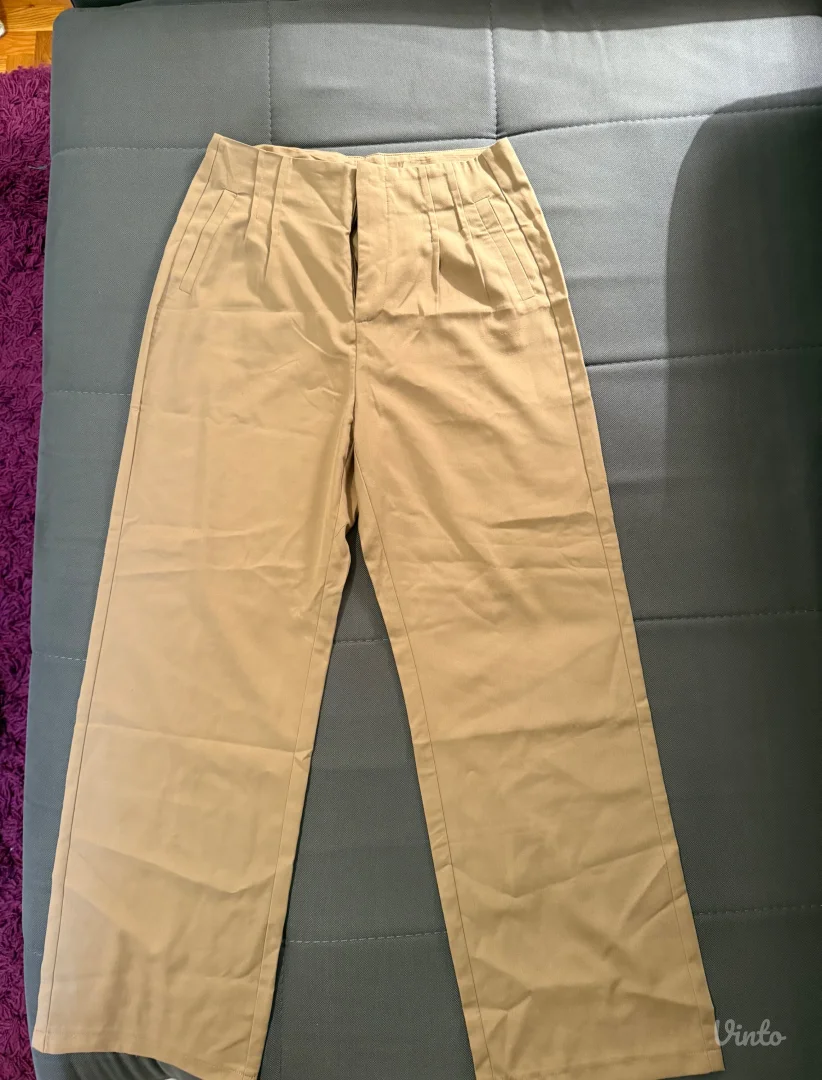 Shein bež pantalone