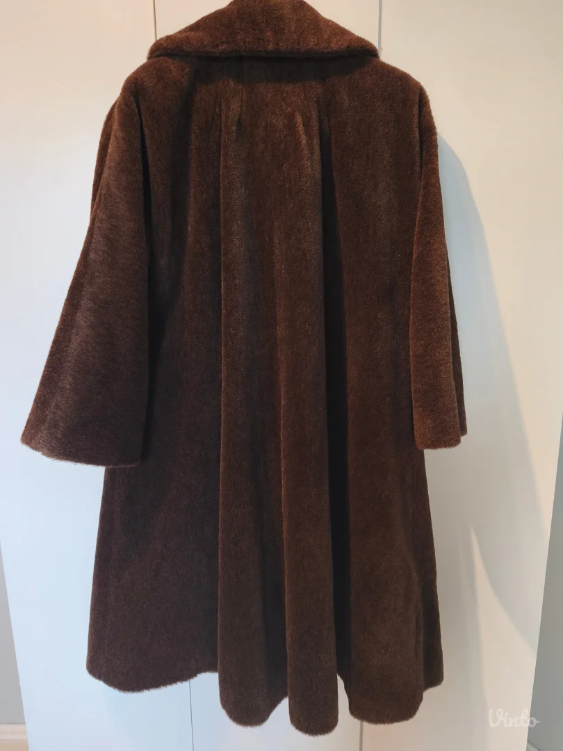 Vintage bunda od prirodnog krzna lame