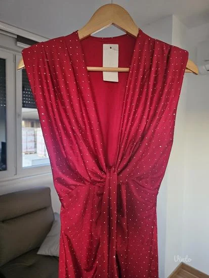 Ženska duga haljina