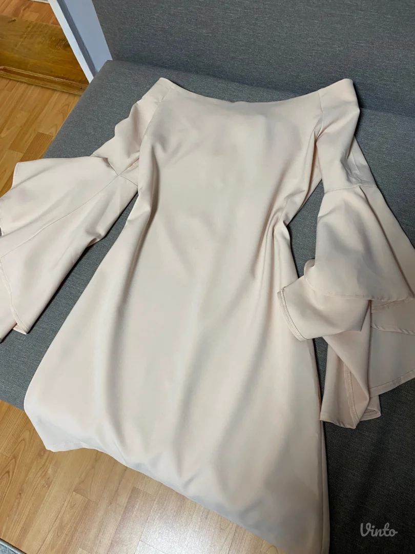 Haljina golih ramena