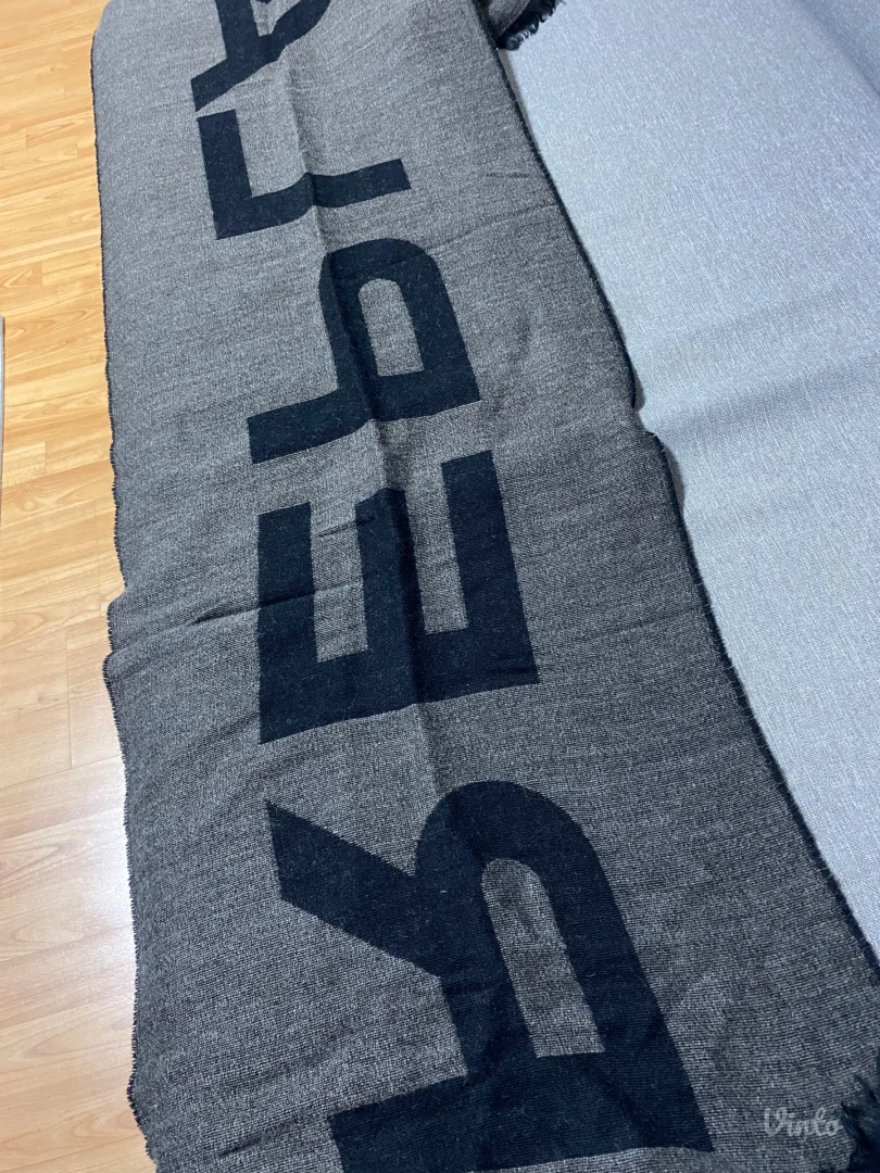 Original Replay šal sa etiketom