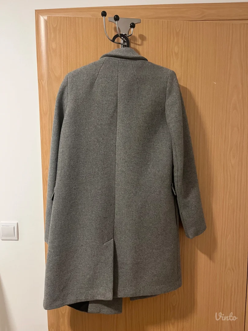 Zara kaputić + gratis šal