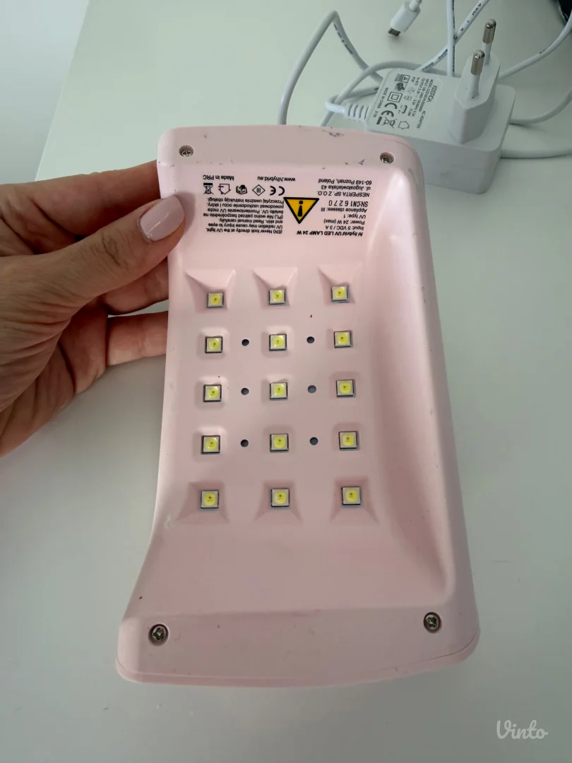 UV lampa za manikir/pedikir