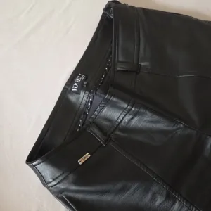Kožne pantalone