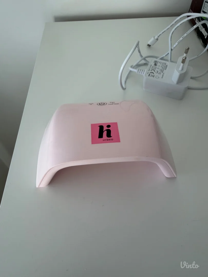 UV lampa za manikir/pedikir