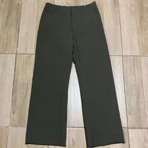 Zara pantalone M