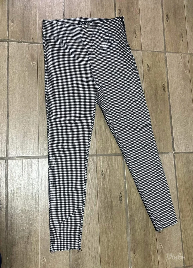 Zara pantalone M