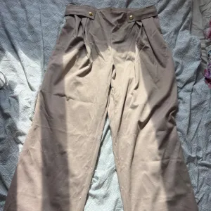 Pantalone na gumu