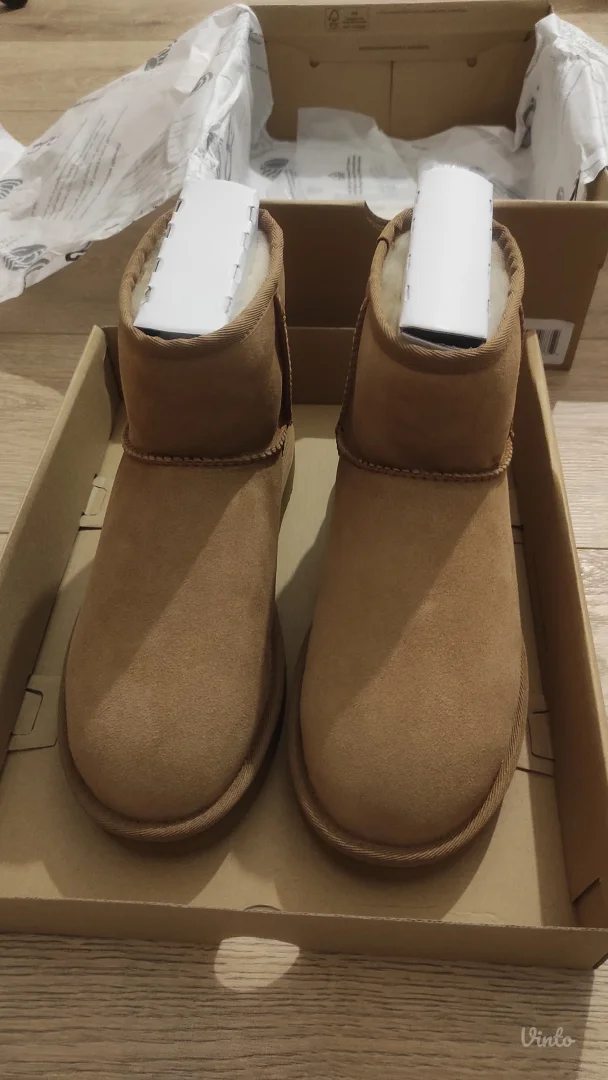Nove UGG Classic Mini II Čizme Original