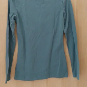 Legend - nova ženska majica XS veličina