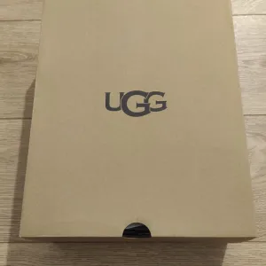 Nove UGG Classic Mini II Čizme Original