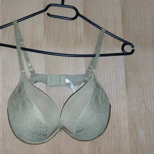 Bonatti - 75B ženski push-up brushalter/grudnjak