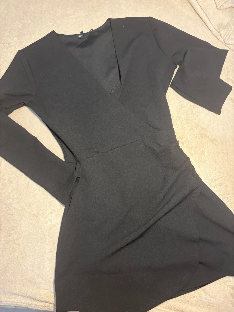 Crna elegantna haljina