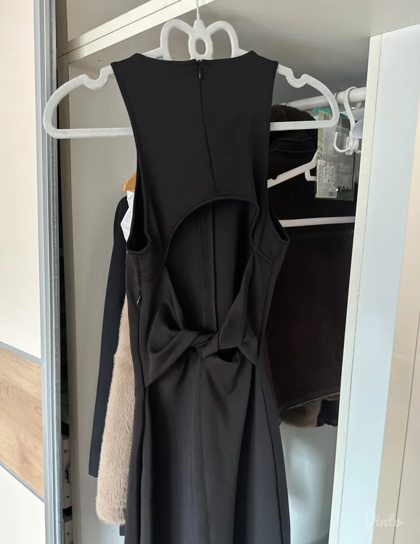 Zara elegantna cena duga haljina