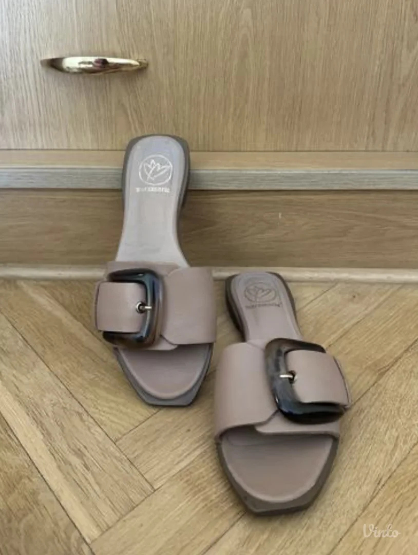 Afrika kozne papuče