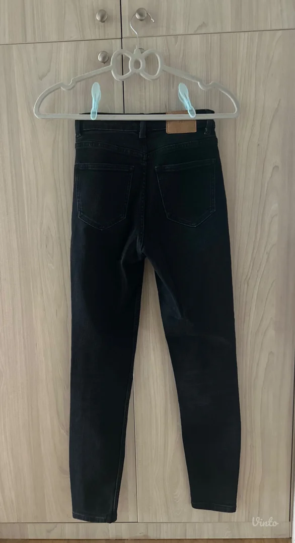 Zara uske farmerke visokog struka