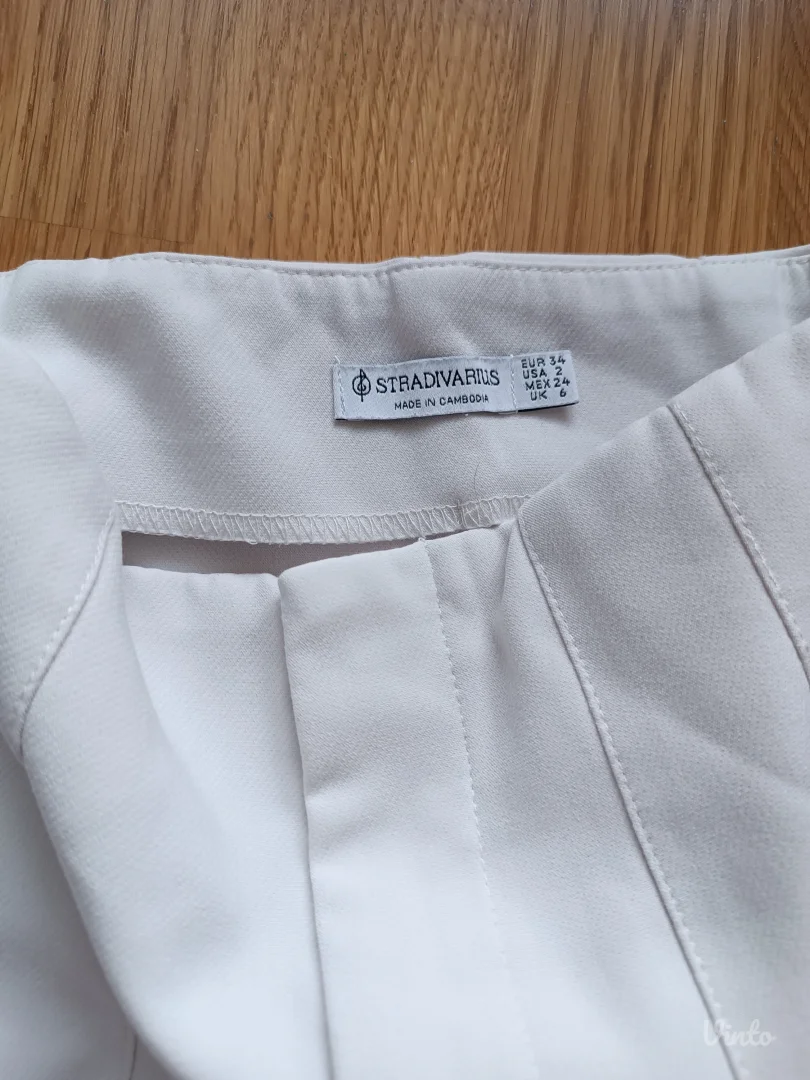 Stradivarius elegantne pantalone-visok struk 34