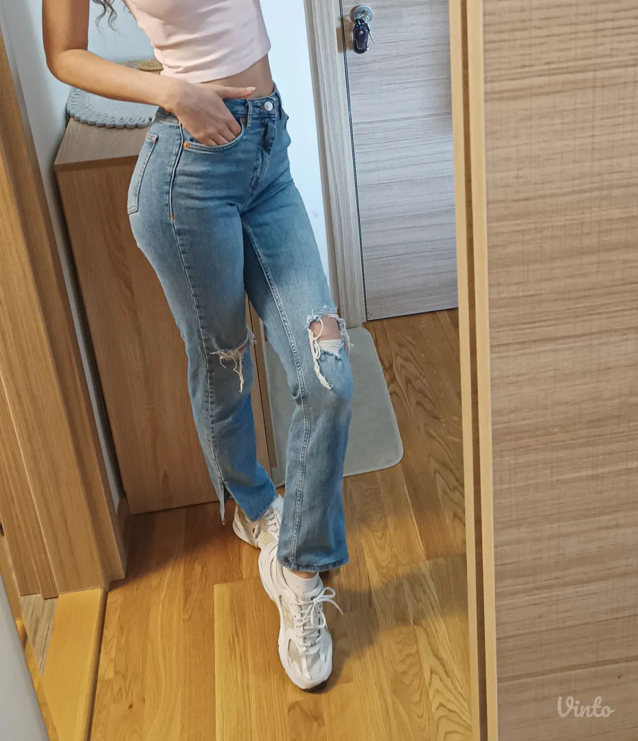 Zara farmerice-ravan kroj 36