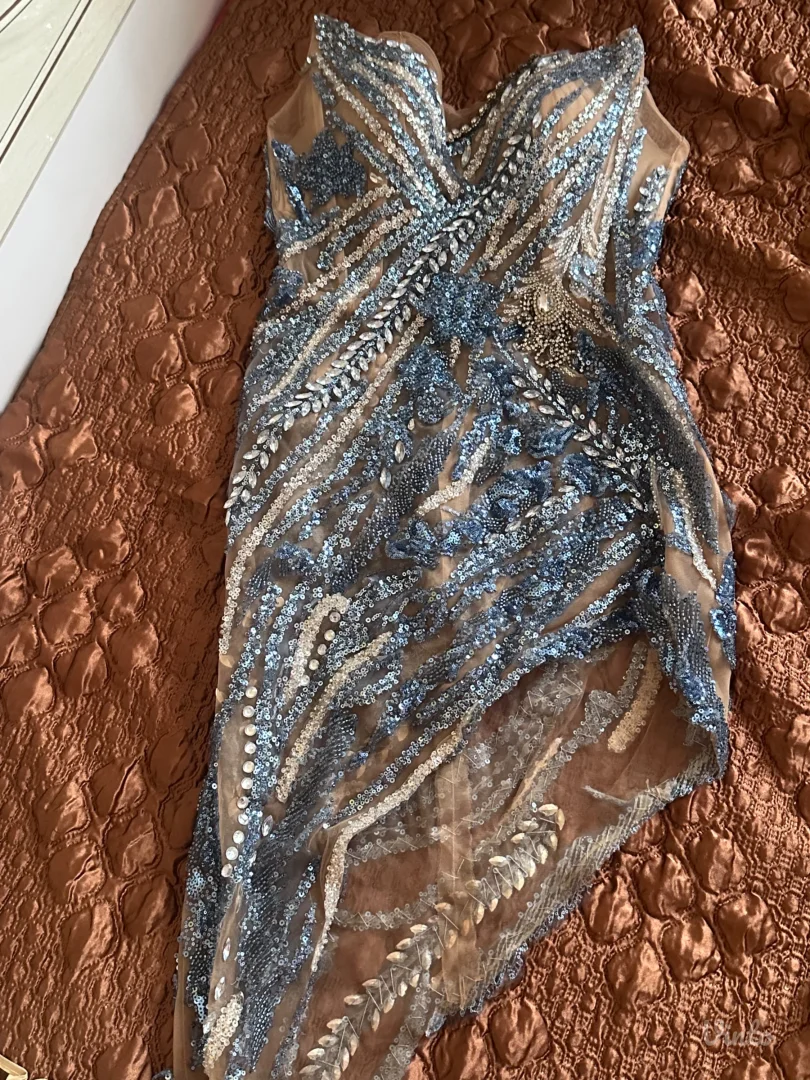 Bm dizajnerska haljina