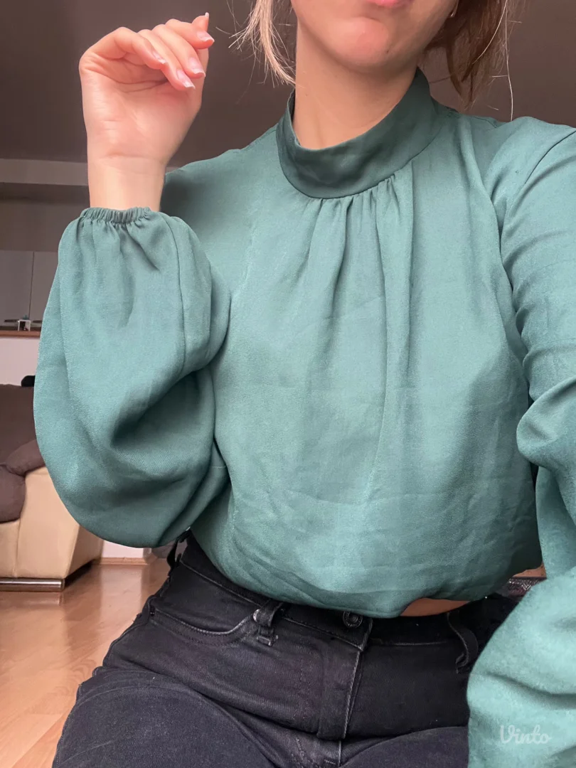 Elegantna ženska bluza