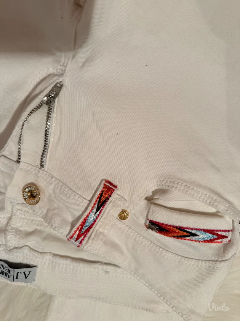 Armani bele farmerke