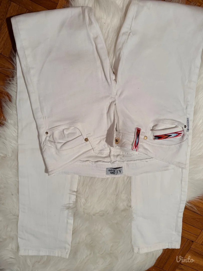 Armani bele farmerke