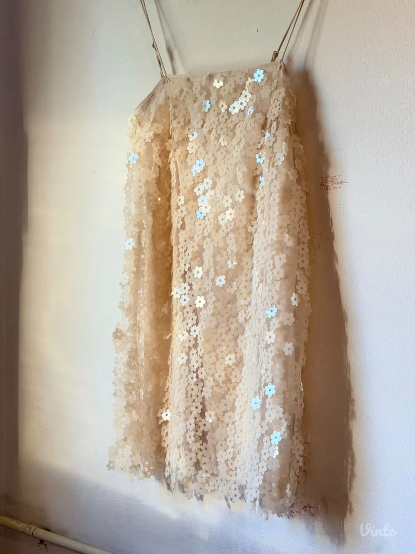 Haljina sa 3D cveticima