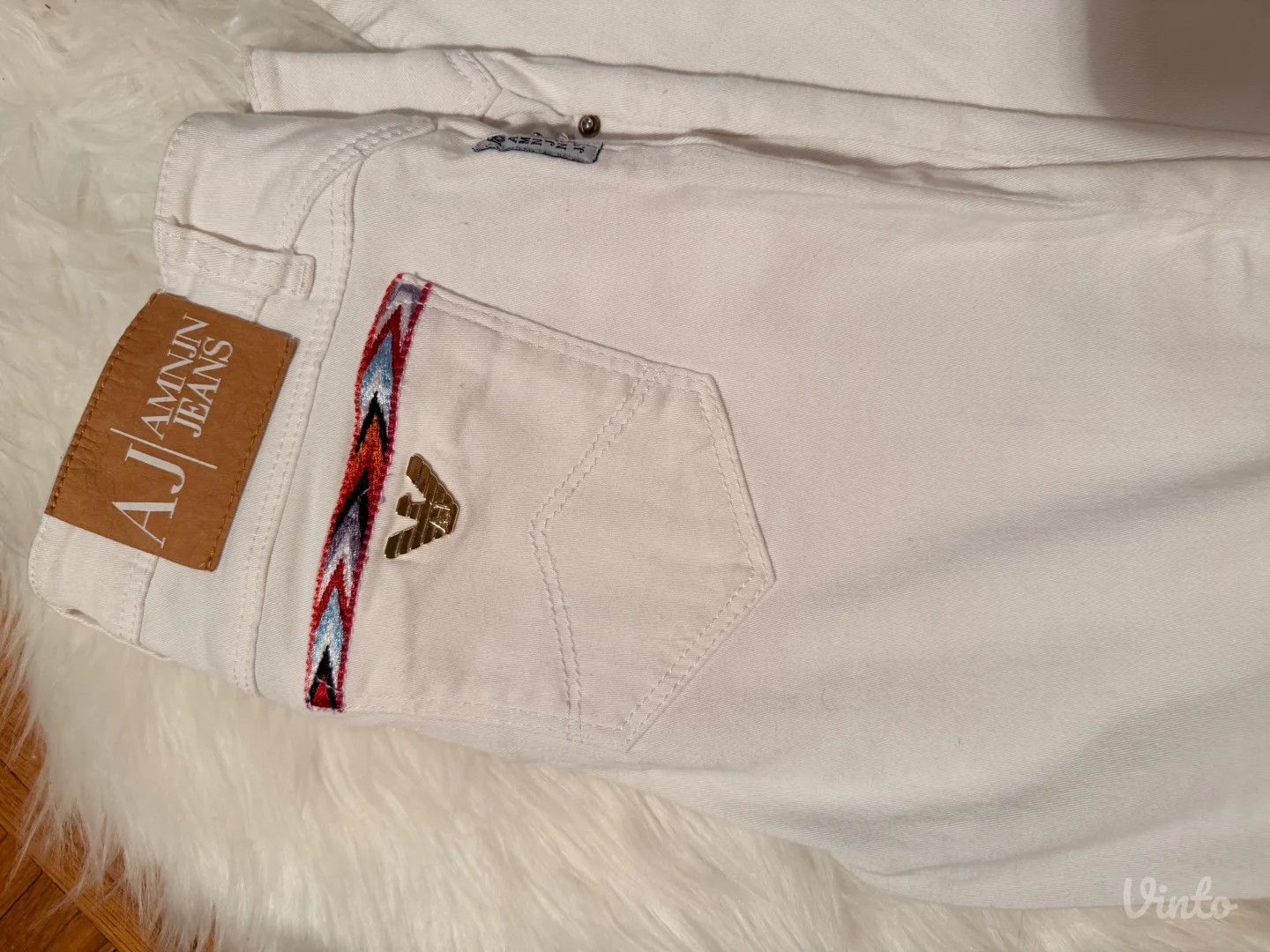 Armani bele farmerke