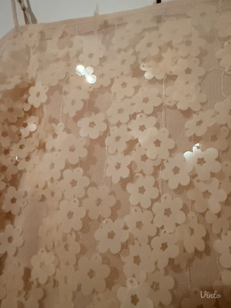 Haljina sa 3D cveticima