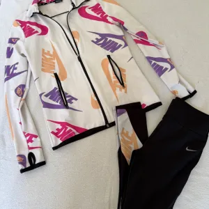 NIKE KOMPLET