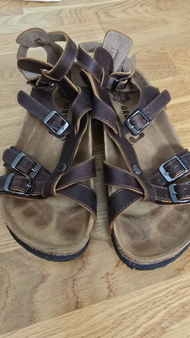 Grubin kozne sandale
