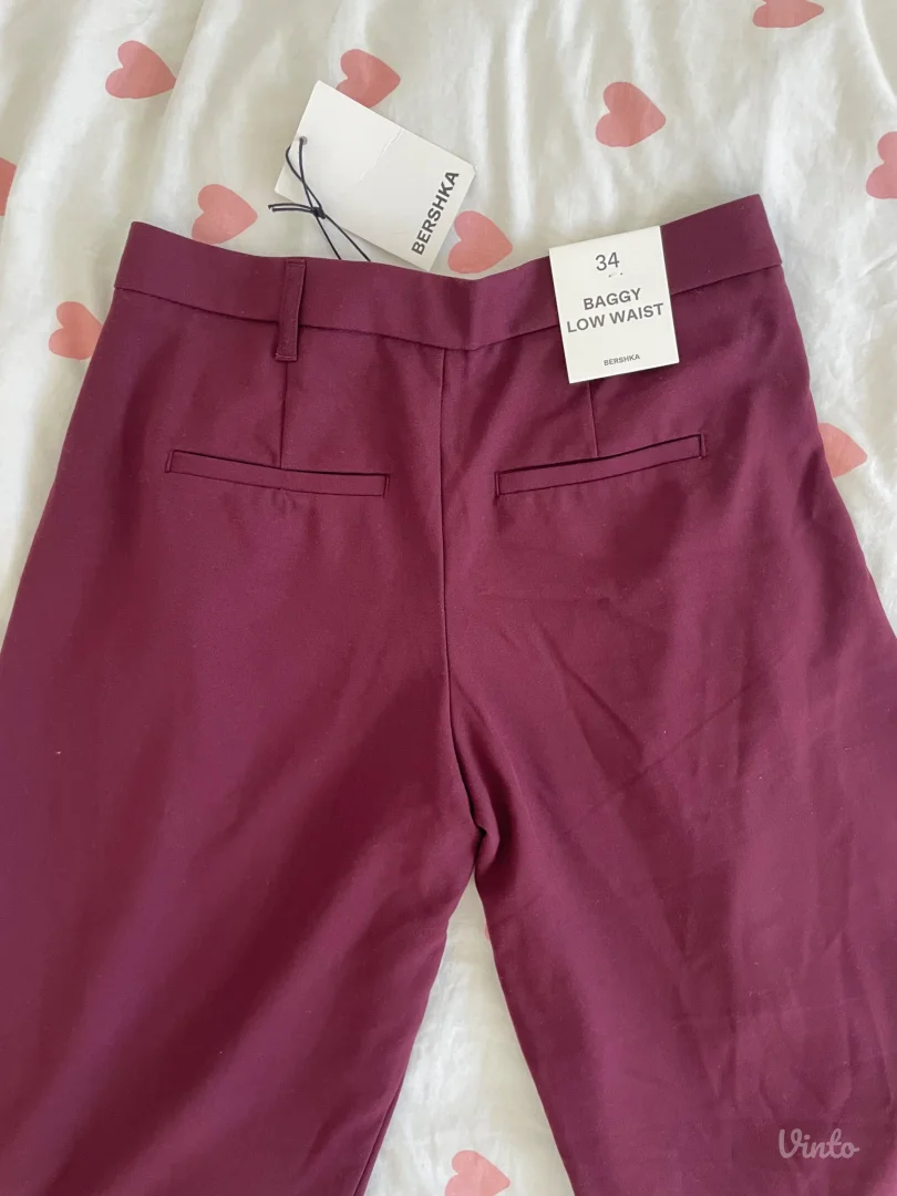 Bershka nove pantalone