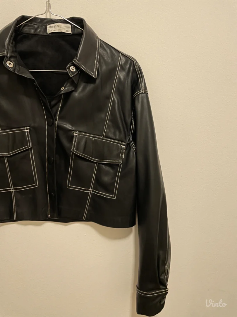 Bershka jaknica